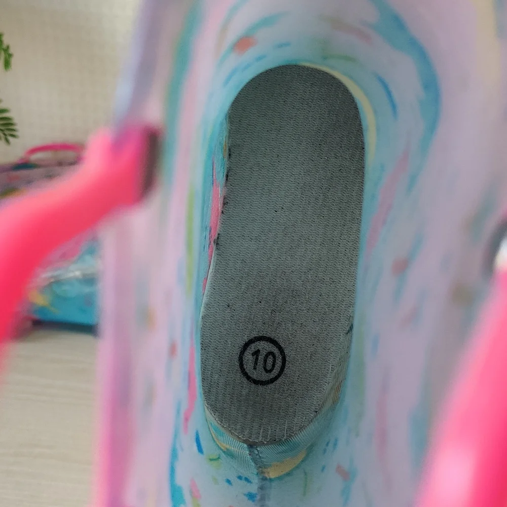 Kooshyshoo Girls Blue, Pink Gradient Light Up Dinosaur Rain boots Size 10